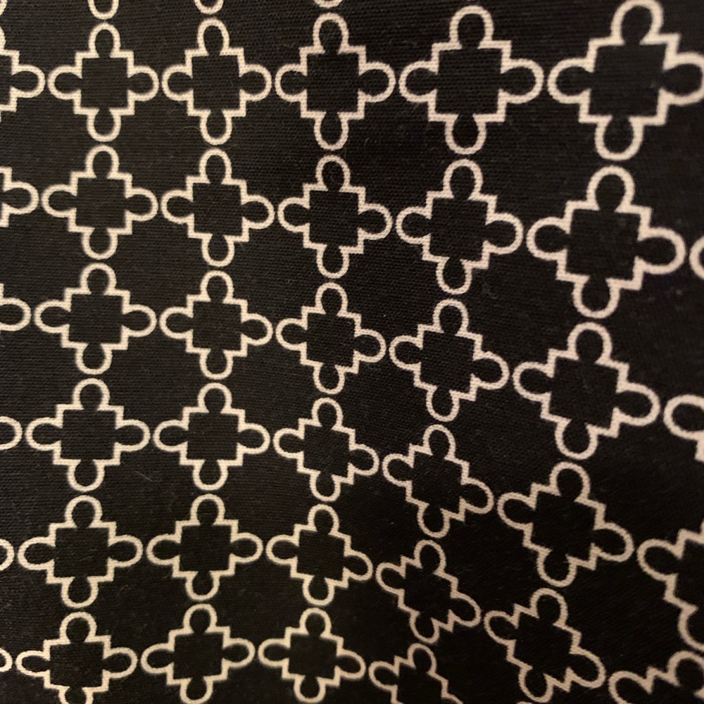 Patterned Cropped Pants Size 14 - image 3